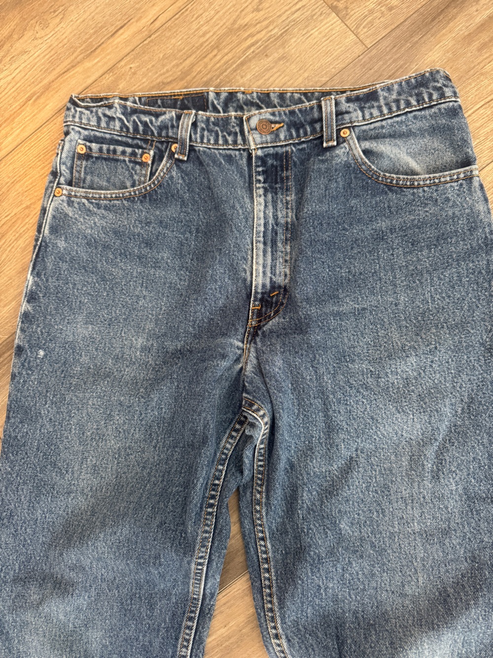 Levi’s Premium 550 Relaxed Tapered Leg Jeans 36x32 Heavyweight Denim 90s Style - Picture 2 of 6